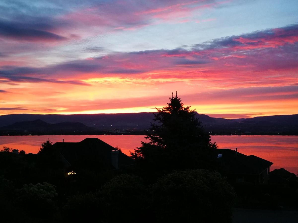 Casa Grande Lakeview House West Kelowna Zimmer foto