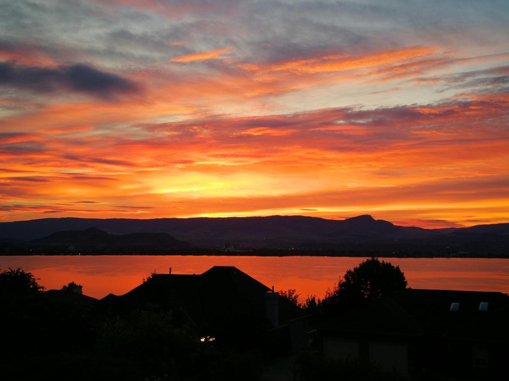 Casa Grande Lakeview House West Kelowna Zimmer foto